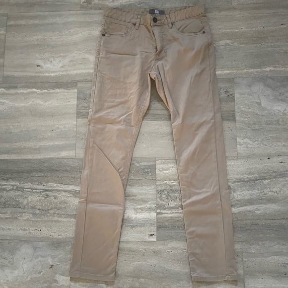 Men’s Slim Beige Pant - Picture 2 of 4